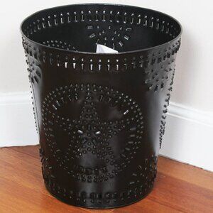 New Country Star black tin Wastebasket